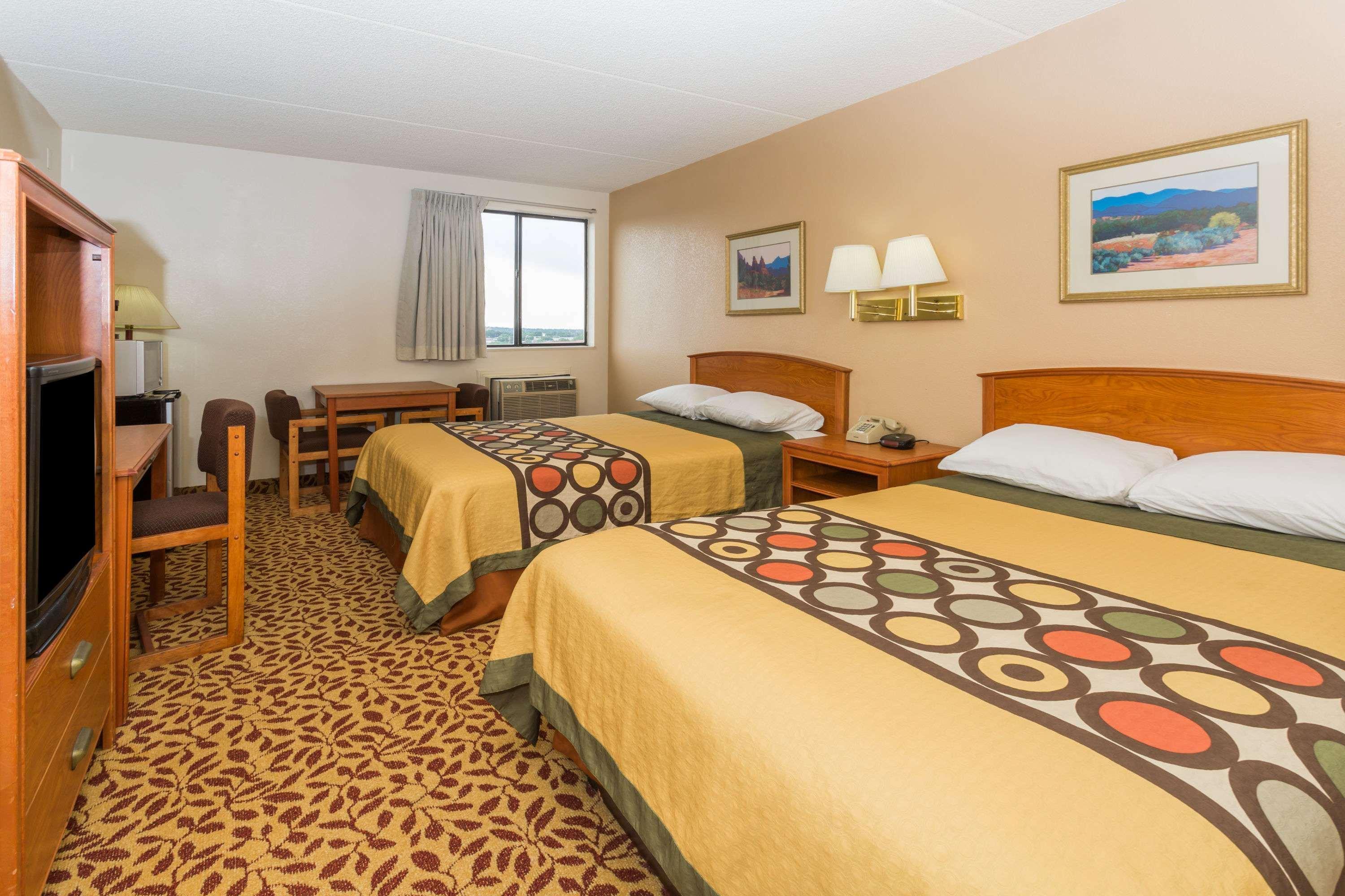 Hotel Super 8 By Wyndham Colo. Sprs. Garden Of The Gods à Colorado Springs Extérieur photo