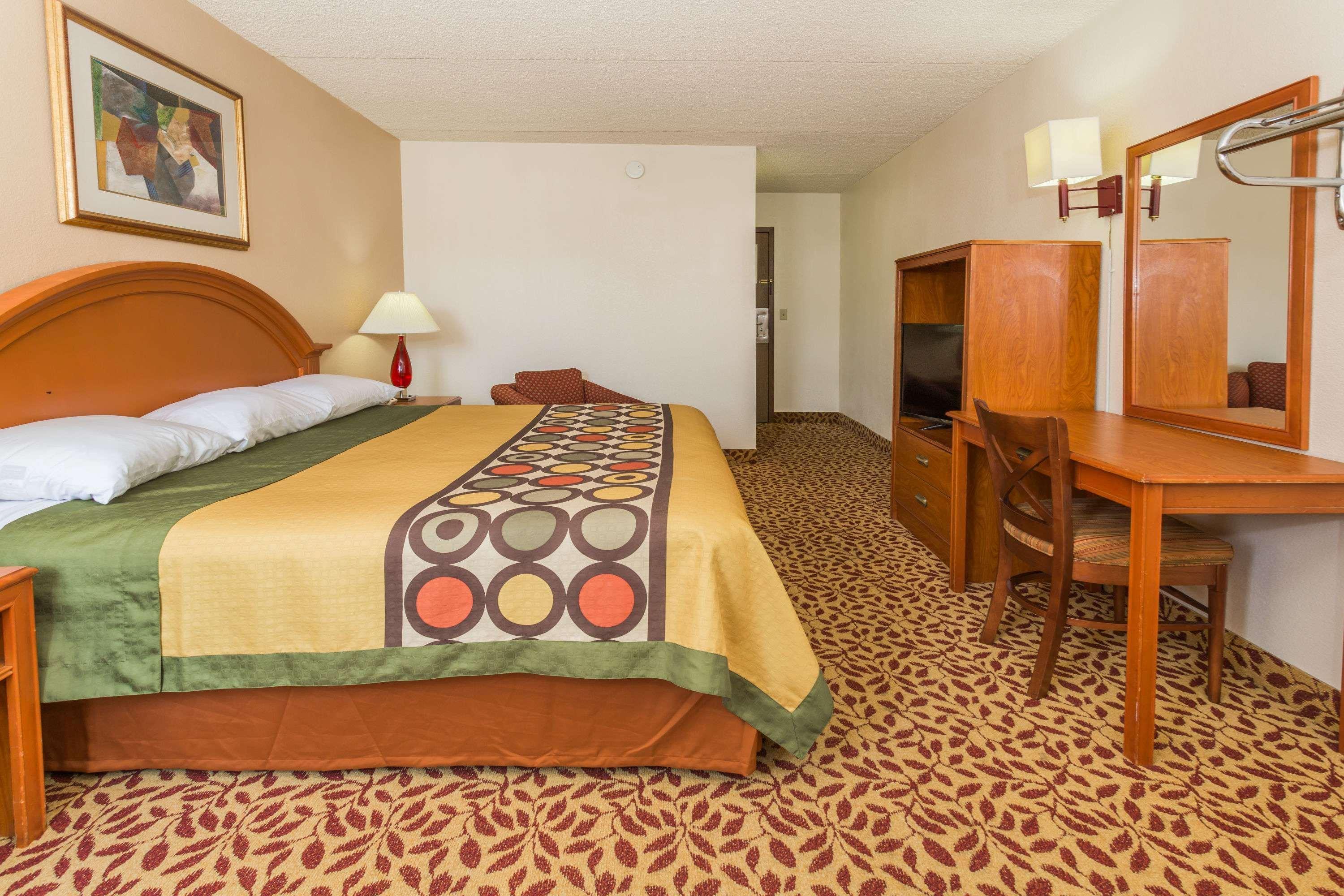 Hotel Super 8 By Wyndham Colo. Sprs. Garden Of The Gods à Colorado Springs Extérieur photo